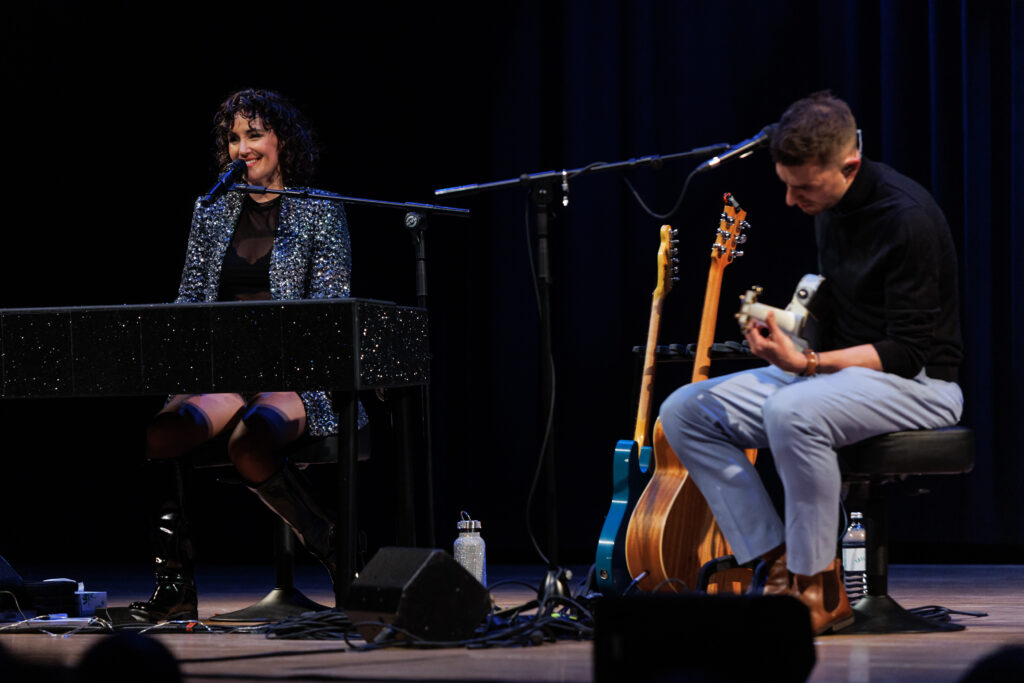 11.03.25-Ina Regen043